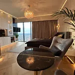 Hanza Tower Home4u *