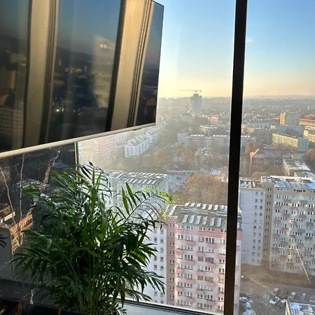 公寓 Hanza Tower Home4u