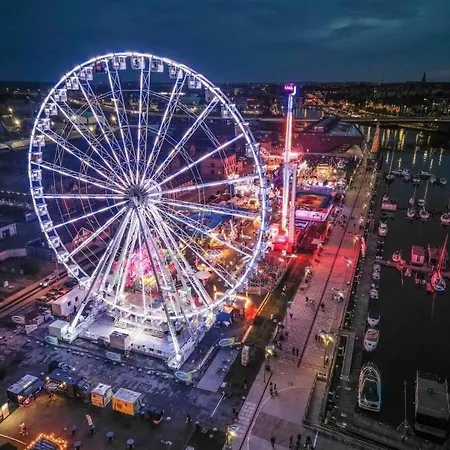 Hanza Tower Home4u Apartamento