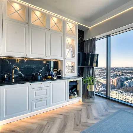 Hanza Tower Home4u * Estetino